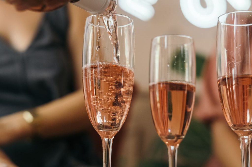 Espumante Brut: combina com pratos salgados e gordurosos
